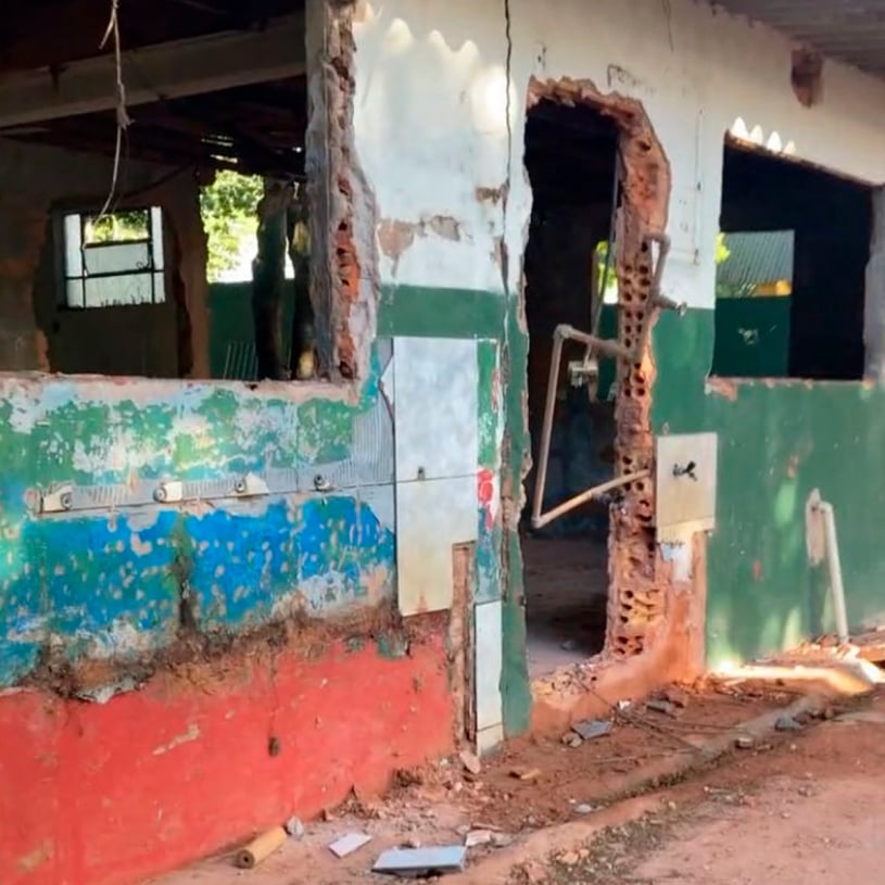 Obra de reforma Escola Municipal Professor Luis Shuzi Oura